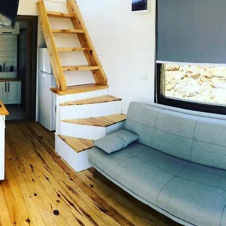 Yakabuk Tiny House Campingplads *